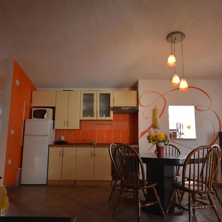 فيلة Vallelunga بولا