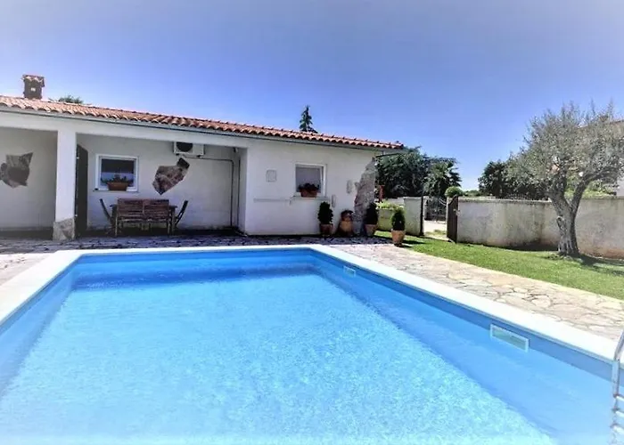 Вілла Vallelunga *