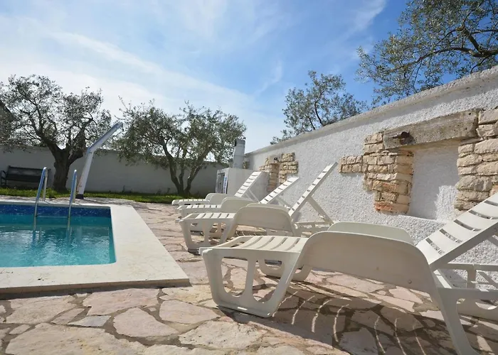 Vallelunga ヴィラ